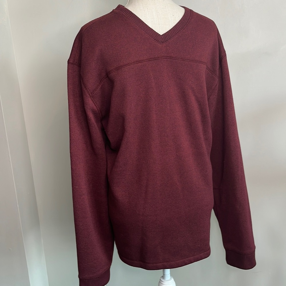 VAN HEUSEN MENS SWEATER ( NWOT)